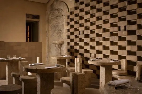 Nomos Bar