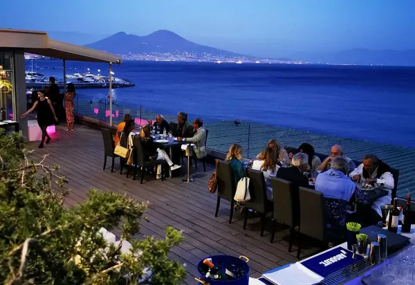 Palazzo Petrucci Pizzeria (Posillipo)