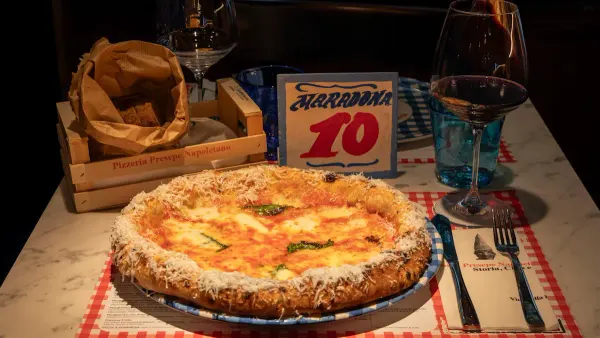 Pizzeria Ostaria Presepe Napoletano by Sorbillo